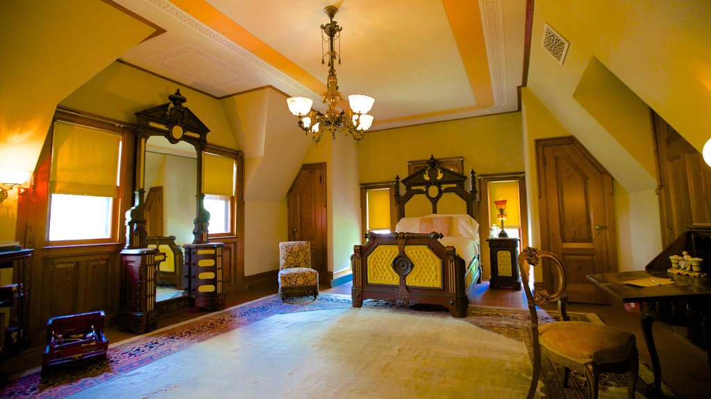 The Mark Twain House & Museum featuring interior views and a house