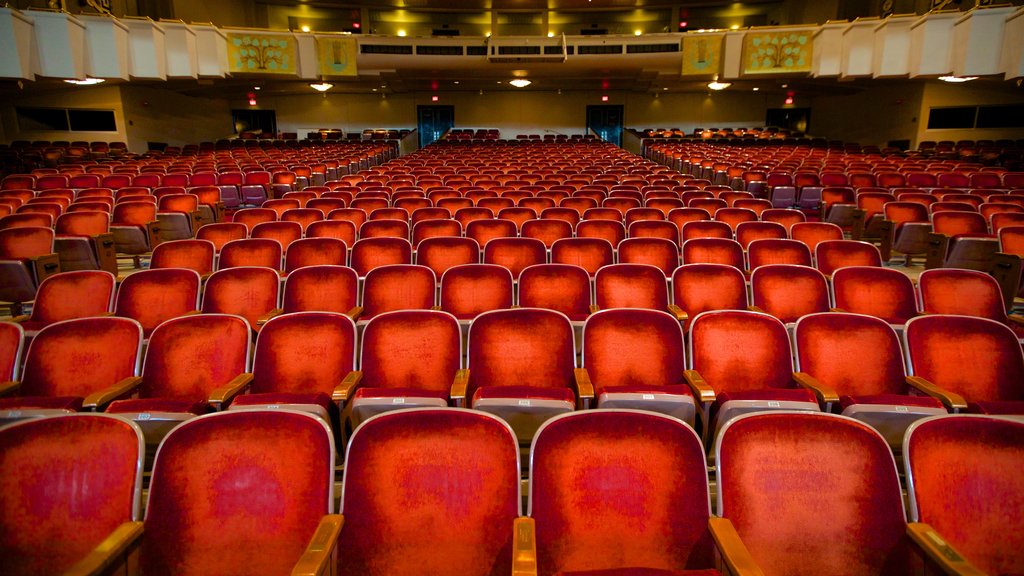 Bushnell Center for the Performing Arts que incluye vistas interiores y escenas de teatro