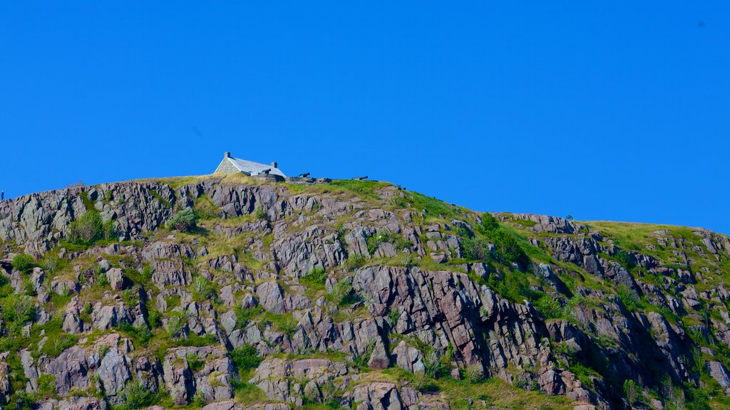 Signal Hill menunjukkan gunung