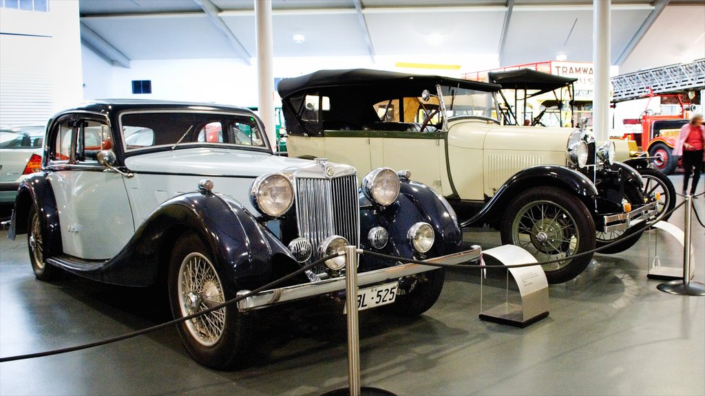 Det nasjonale motormuseet som viser innendørs