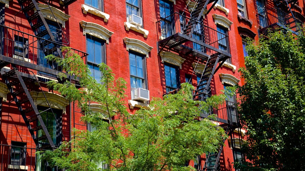 Bleecker Street featuring a city