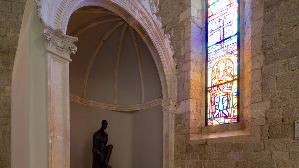 Monasterio Dominicano, Dubrovnik, Croacia mostrando una iglesia o catedral y vista interna