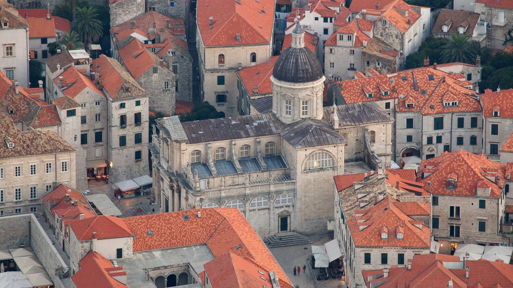 Dubrovnik Cathedral showing heritage elements and a city