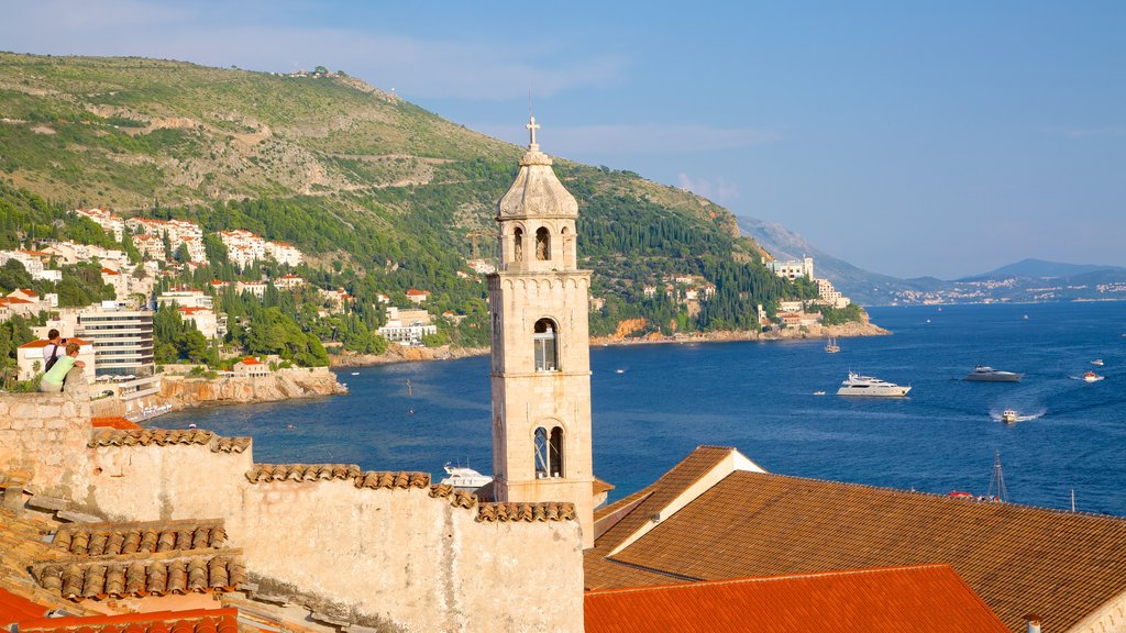 Dubrovnik - Southern Dalmatia featuring a coastal town and general coastal views