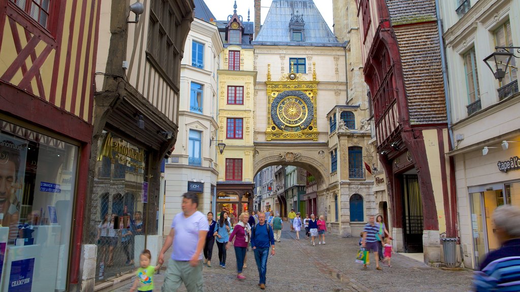 Gros Horloge ofreciendo imágenes de calles