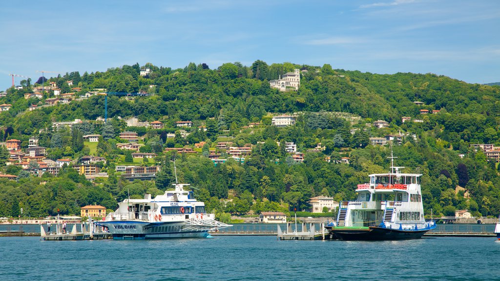 Piazza Cavour showing a bay or harbor, a coastal town and a ferry