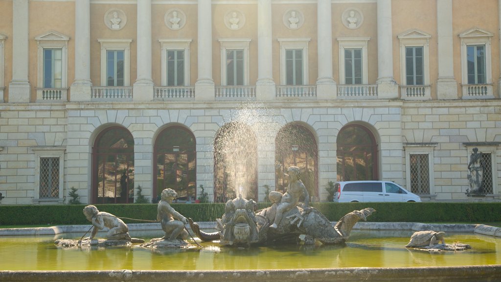 Villa Olmo showing a square or plaza and a fountain