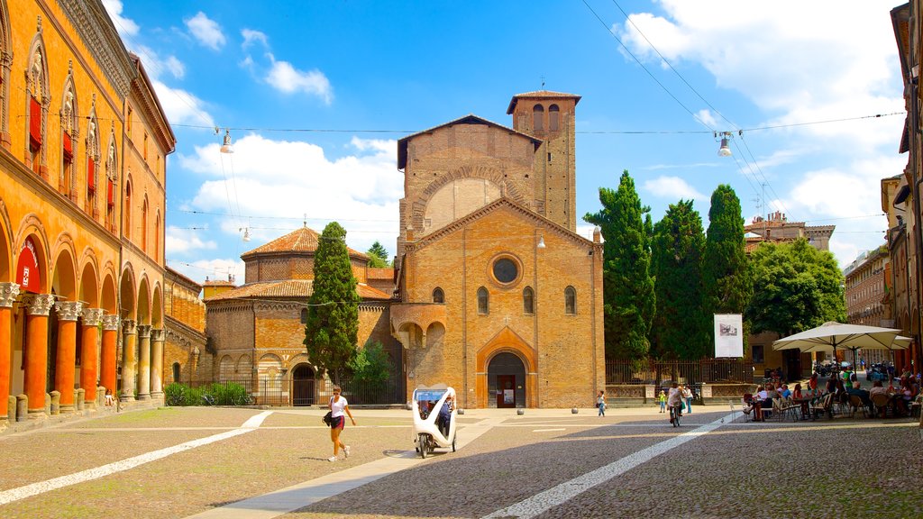 Basilica Santo Stefano showing a square or plaza, religious elements and a church or cathedral