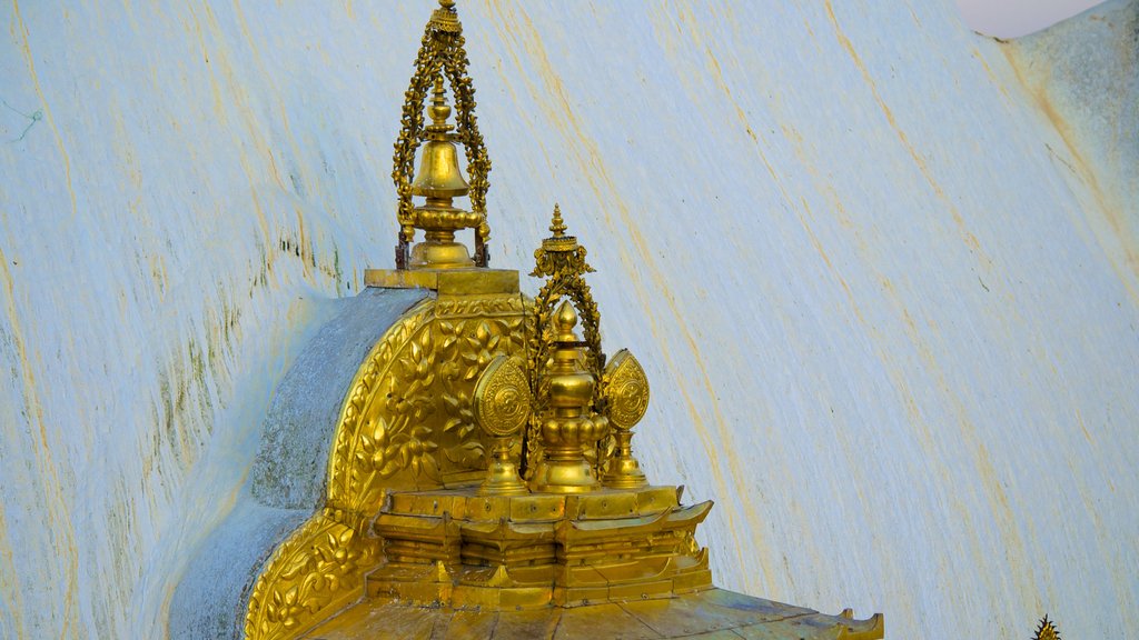 Swayambhunath que inclui aspectos religiosos