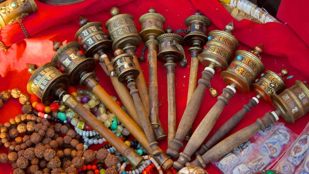 Swayambhunath som inkluderar marknader