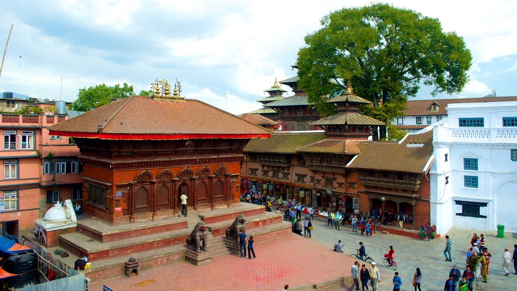 Place Kathmandu Durbar montrant square ou place et temple ou lieu de culte