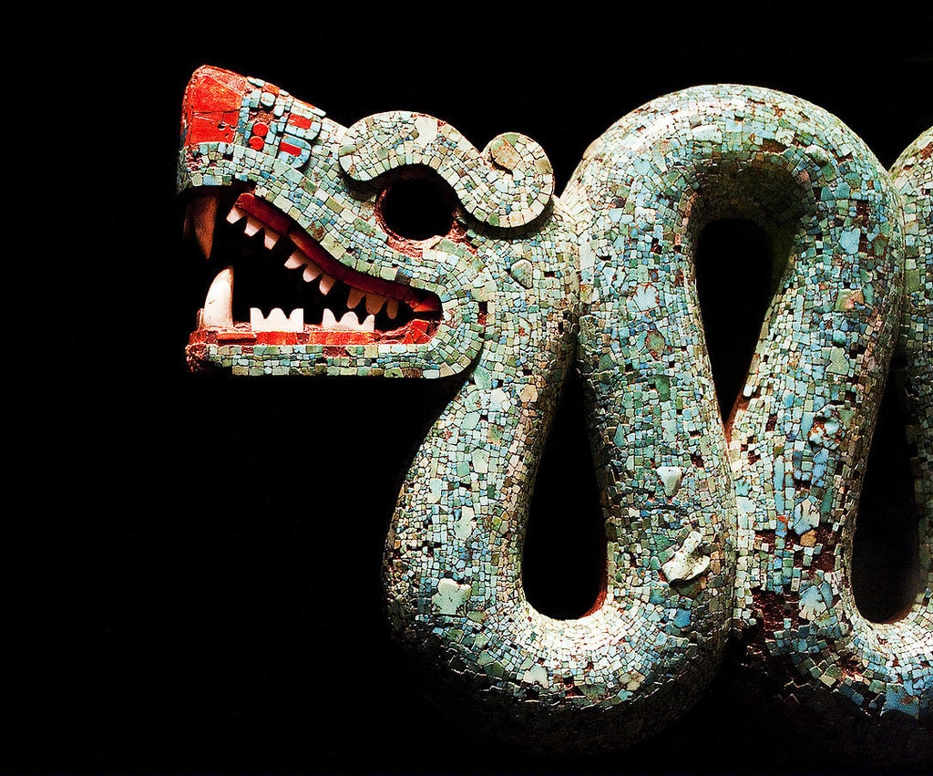 Serpente a due teste di turchese azteco