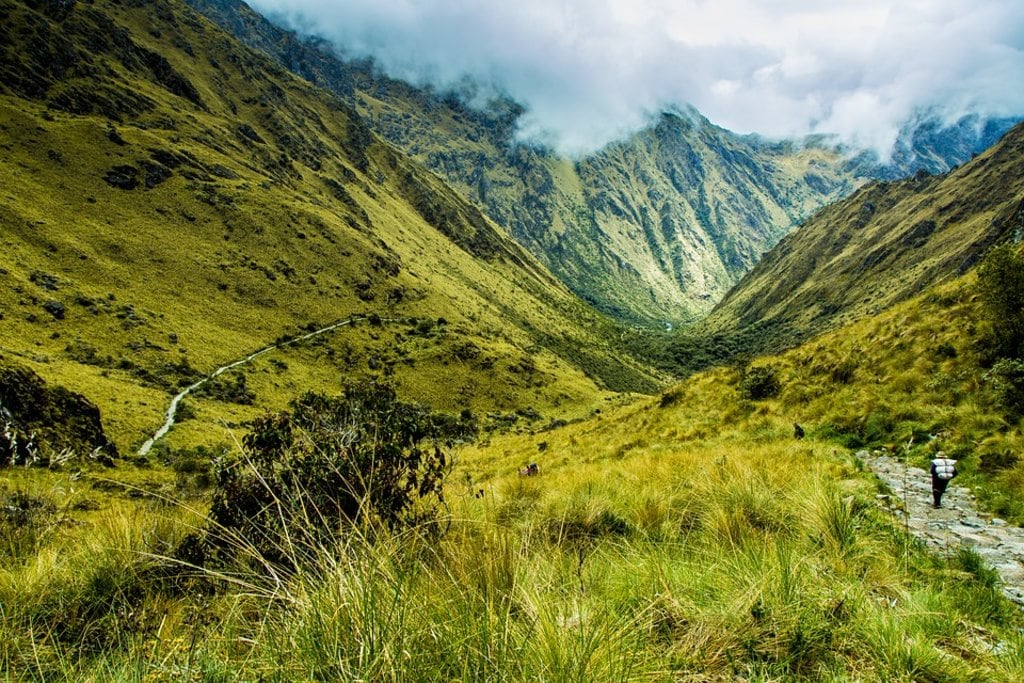 Tra i colori delle montagne peruviane (foto pixabay)