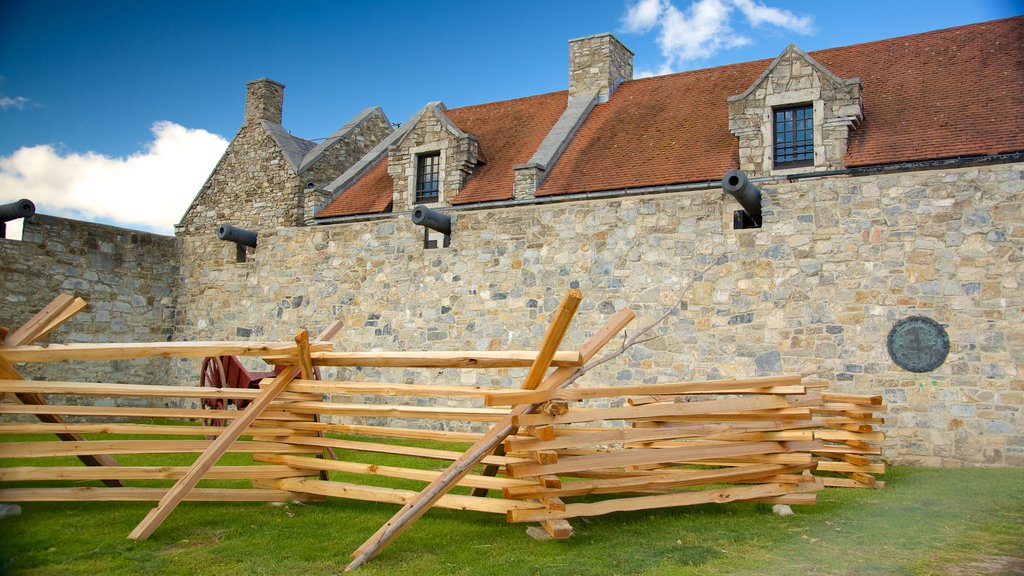 Fort Ticonderoga showing heritage elements