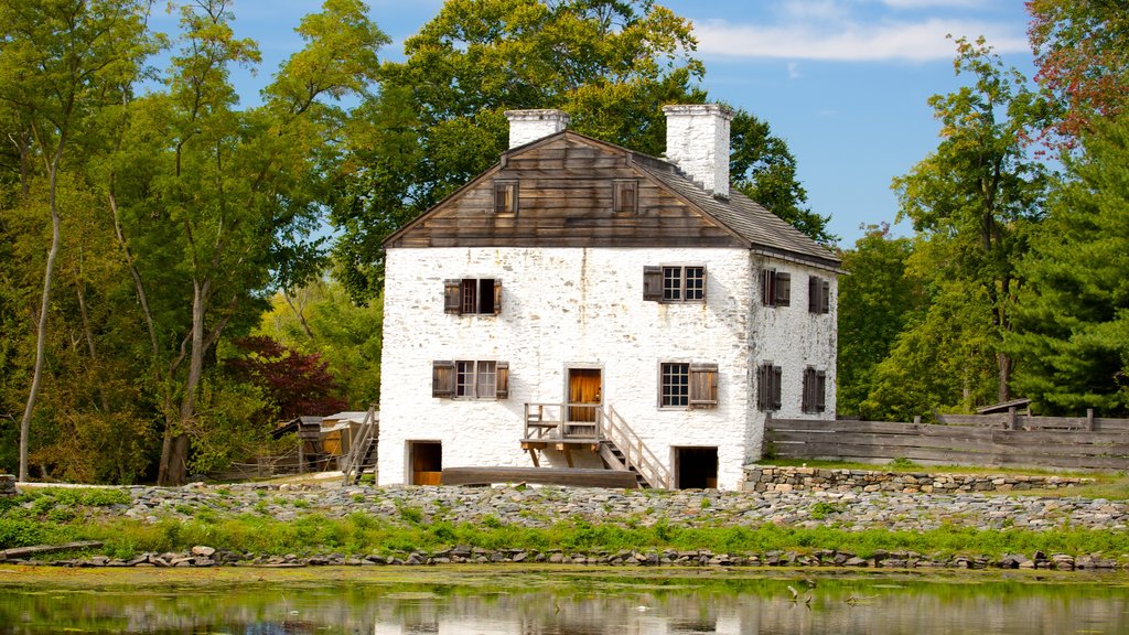 Sleepy Hollow featuring a house and a park