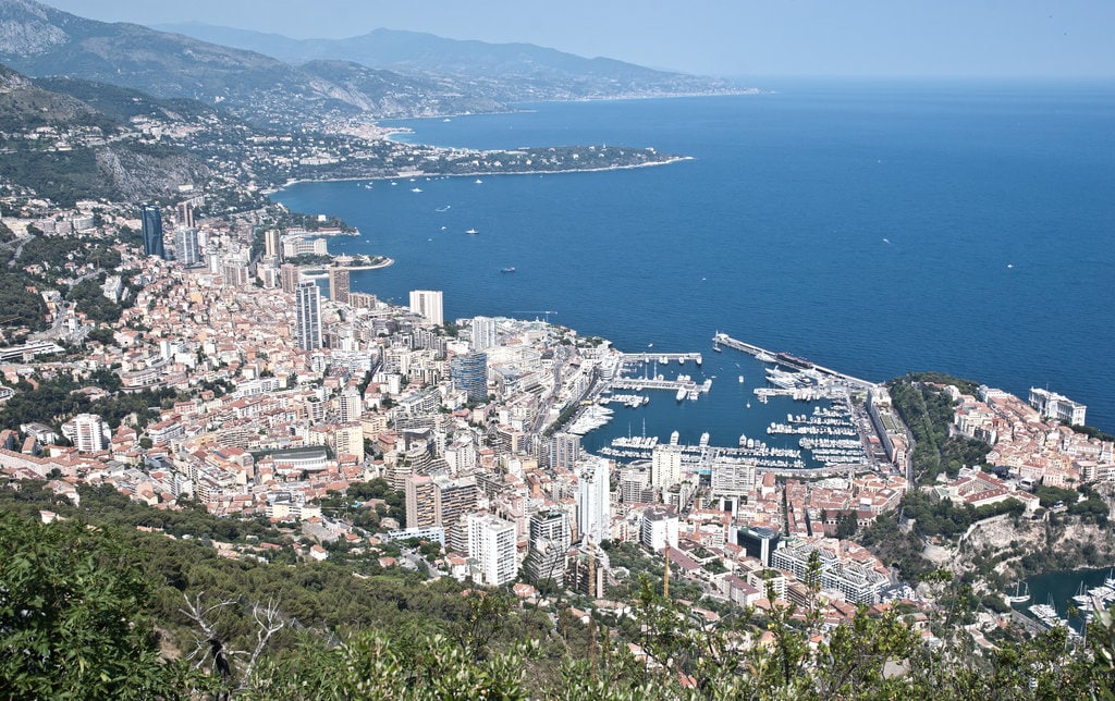 Montecarlo (by Berit Watkin, CC BY 2.0 - https://www.flickr.com/photos/ben124/20518898303/ )