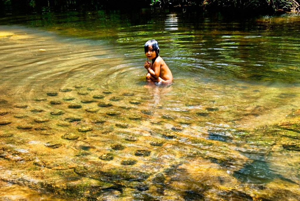 Bassorilievi sacri scolpiti nel fiume Siem Reap - Photo Credit: Maria Grazia Casella