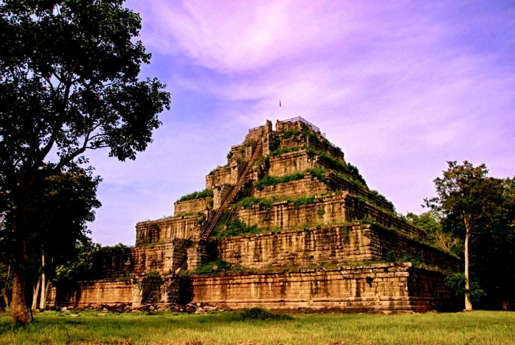 Il Prasat Thom a Koh Ker - Photo Credit: Maria Grazia Casella