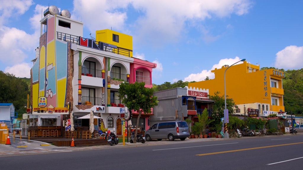 Plage de Nam Wan qui includes ville