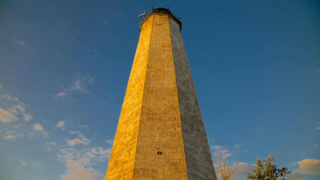 Lighthouse Point Park mostrando faro