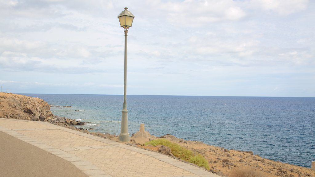 Costa de Antigua showing general coastal views