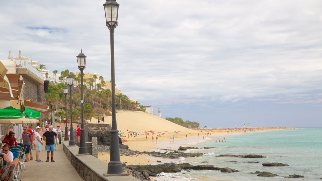 Morro Jable mettant en vedette une plage de sable et paysages côtiers