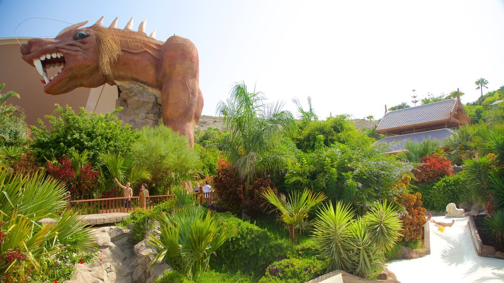 Siam Park showing a water park