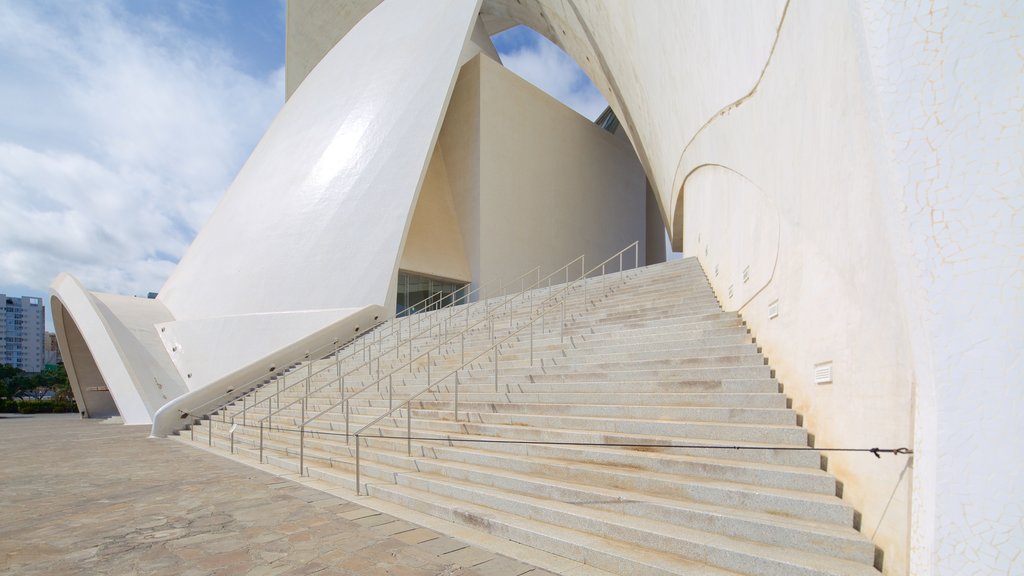 Auditorio de Tenerife fasiliteter samt moderne arkitektur