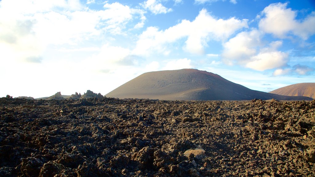 Timanfaya National Park showing mountains and desert views