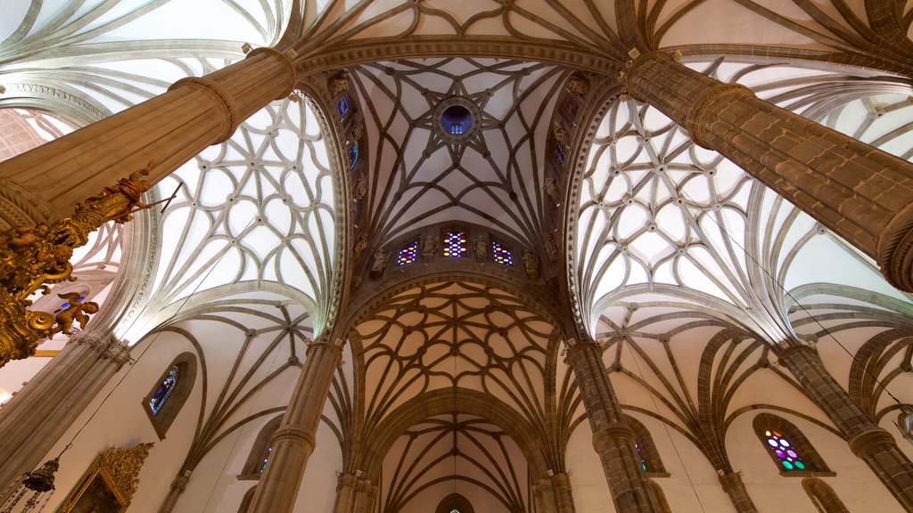 Cathedral of Santa Ana showing interior views, heritage architecture and a church or cathedral