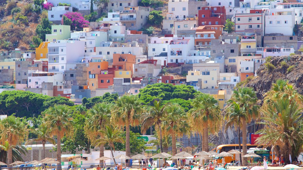 Plage Las Teresitas montrant ville côtière