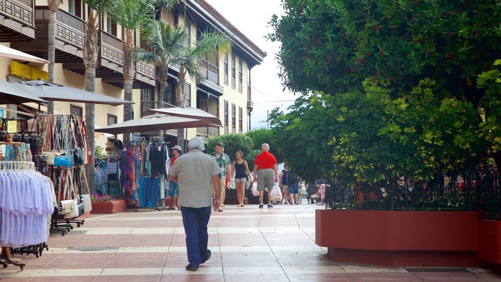 Plaza del Charco som viser marked og shopping