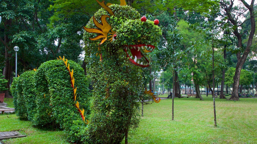 Parque Tao Dan que incluye jardín