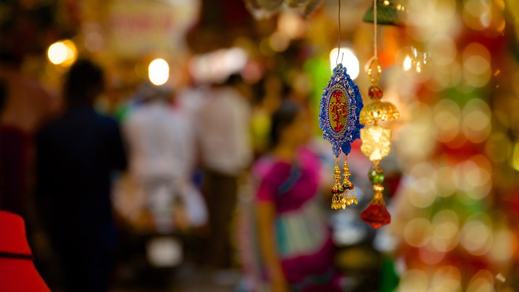 Manek Chowk featuring religious aspects