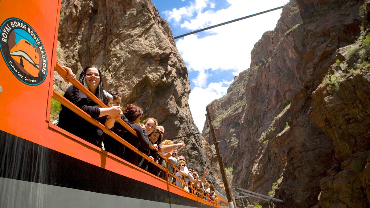 colorado-springs-family-friendly-activities-travelocity