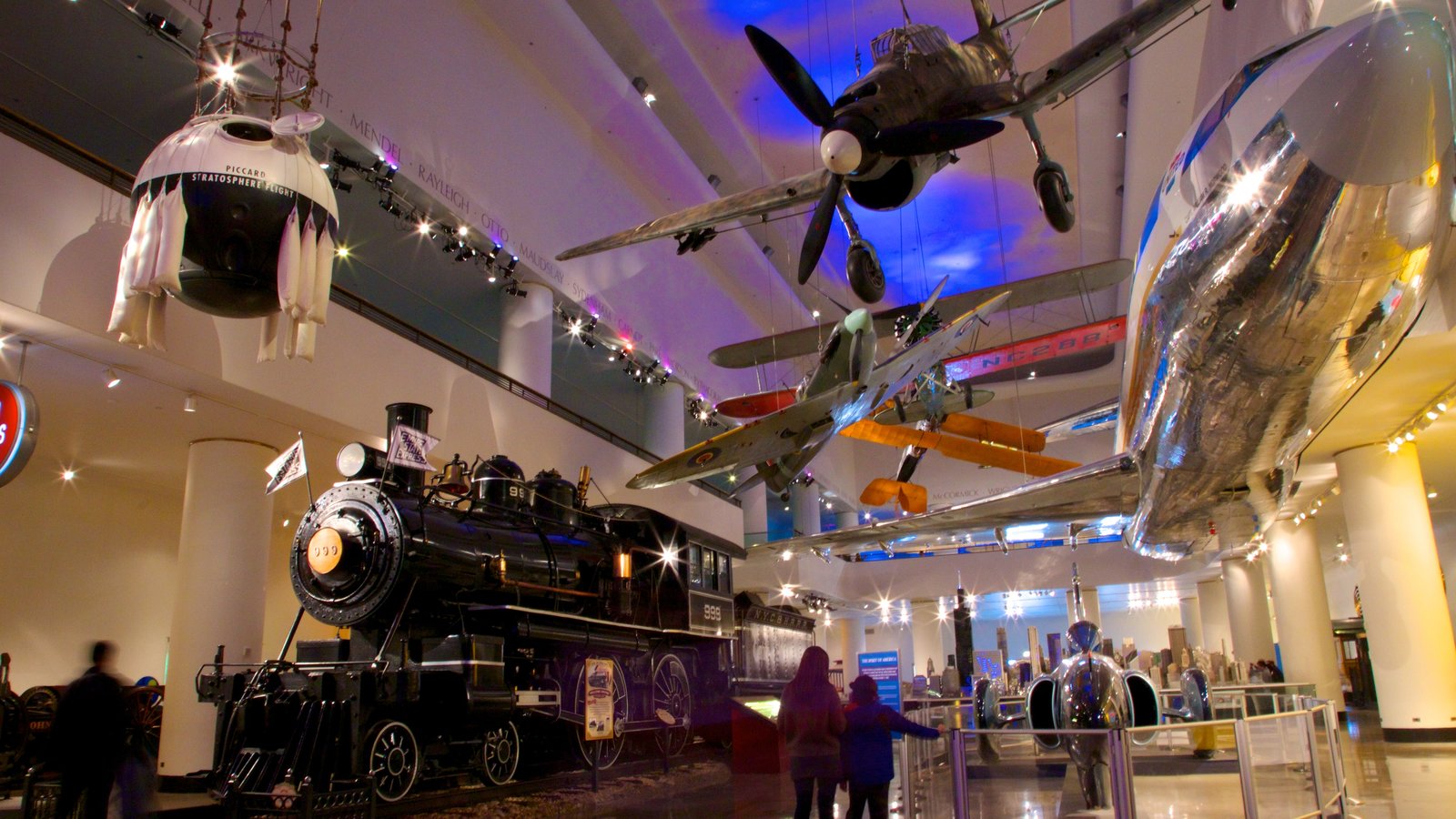 Chicago Museum of Science and Industry Pictures: View ...