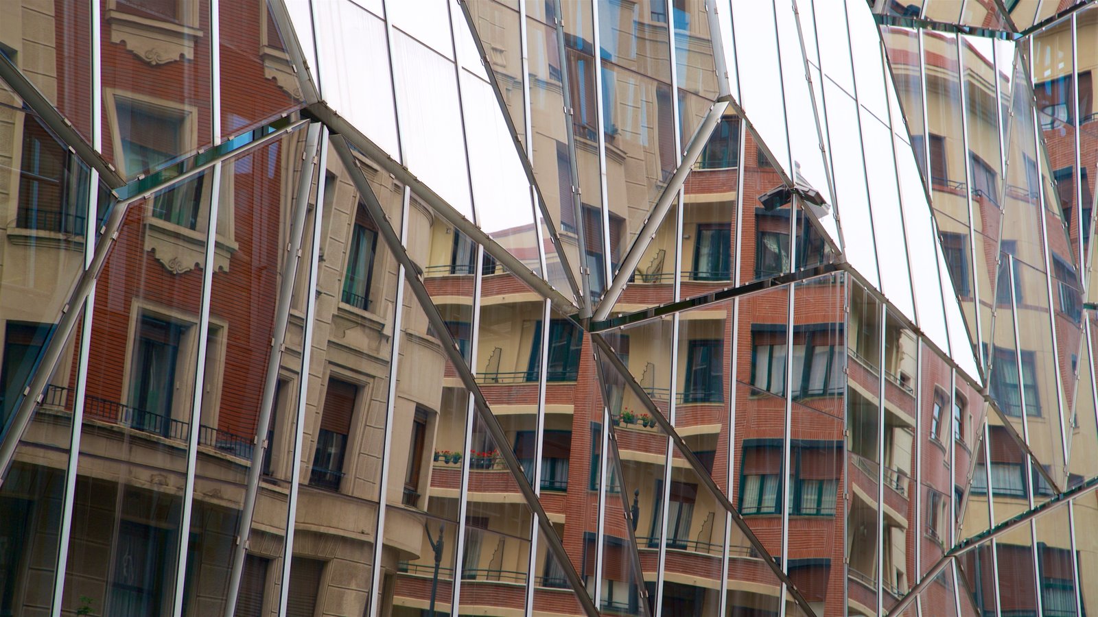 Bilbao featuring modern architecture