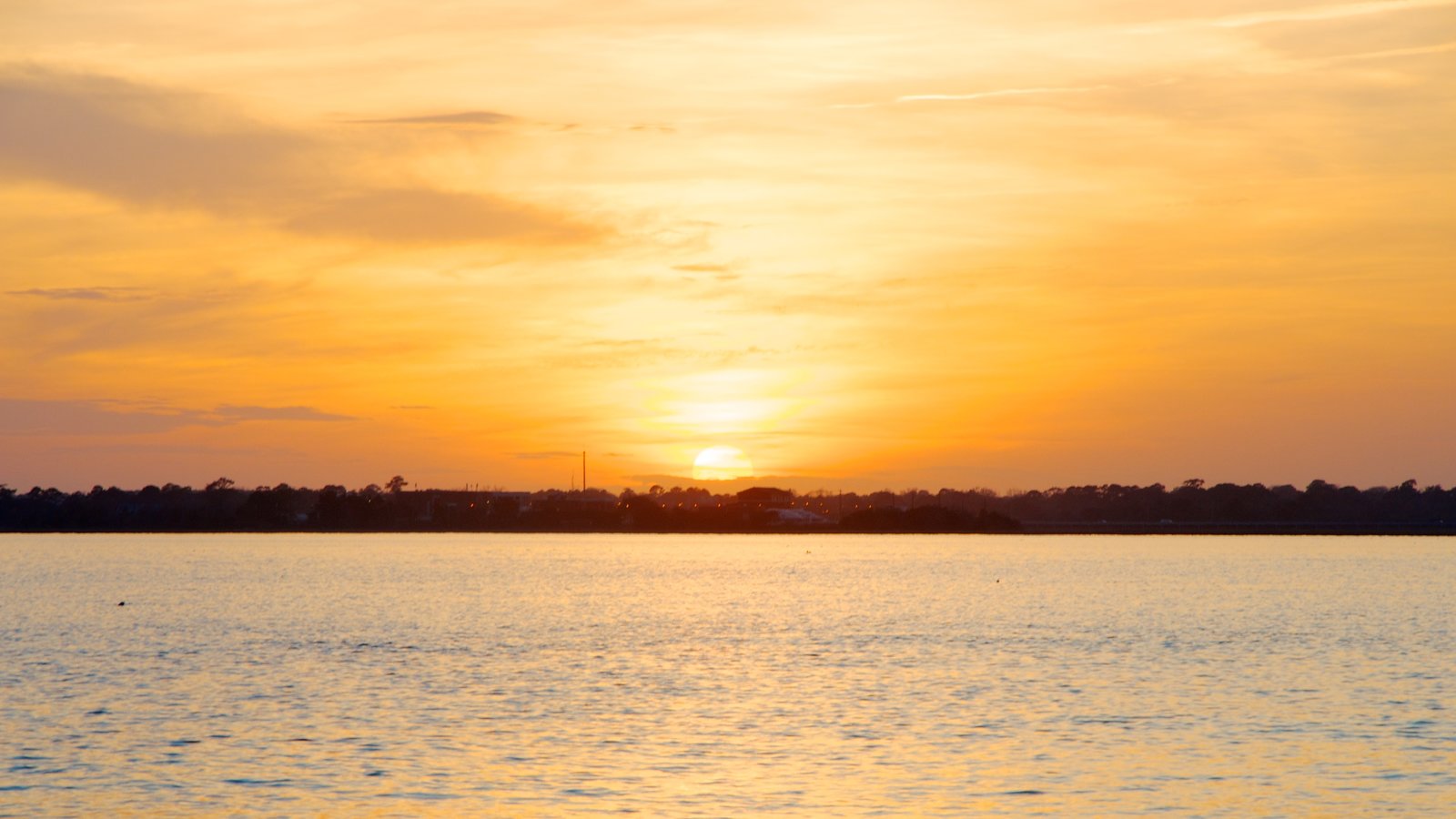 Sunset & Sunrise Pictures: View Images of Charleston Waterfront Park