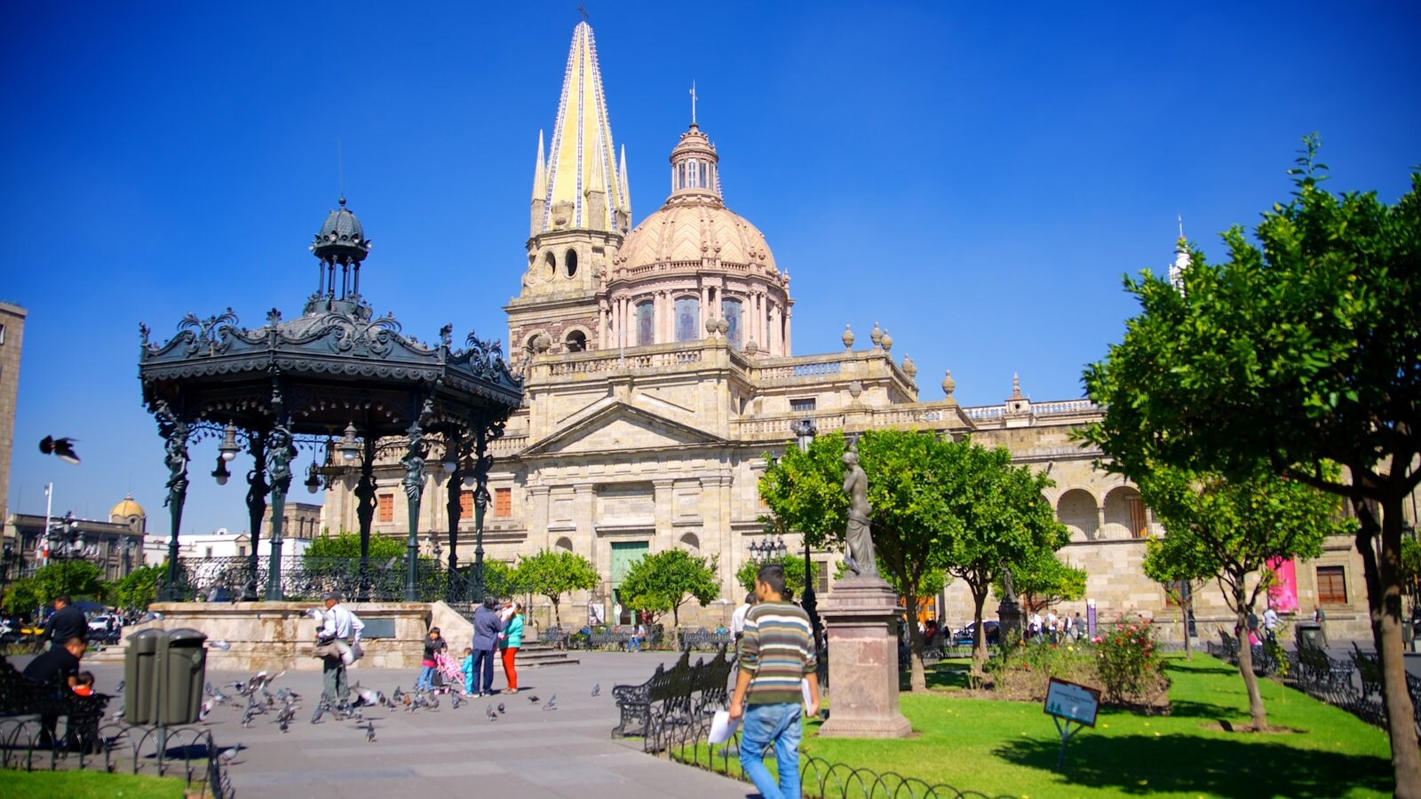 Gardens & Parks Pictures: View Images of Mexico and Central America