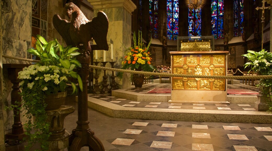 Aachen Cathedral which includes interior views, religious aspects and a church or cathedral