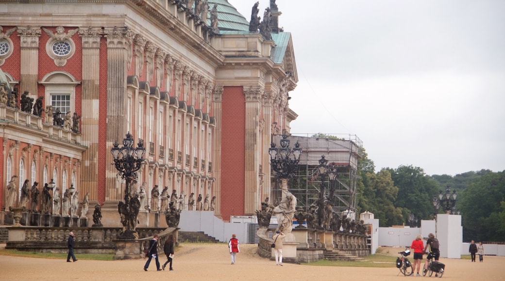 Neues Palais welches beinhaltet historische Architektur, Geschichtliches und Palast oder Schloss