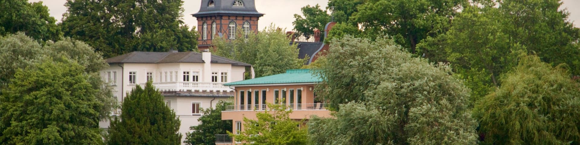Potsdam welches beinhaltet Teich, Geschichtliches und historische Architektur