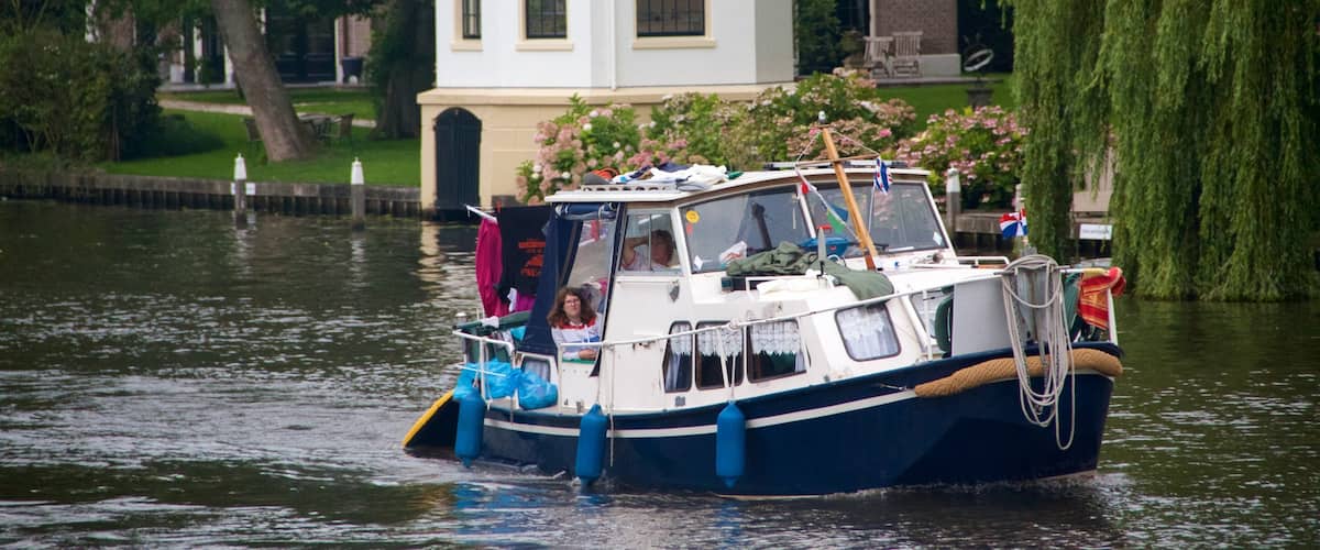 Breukelen featuring a lake or waterhole and boating