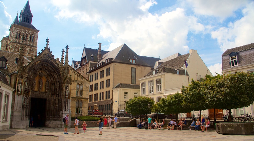 Vrijthof which includes heritage architecture and a square or plaza
