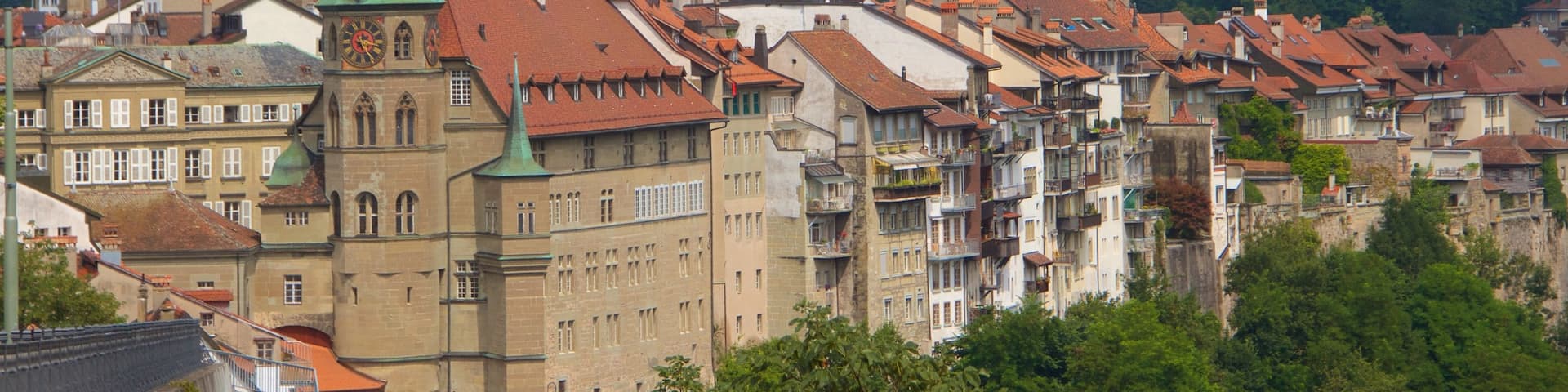 Fribourg presenterar en stad och historisk arkitektur