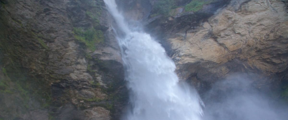 Cascadas de Reichenbach que incluye una cascada