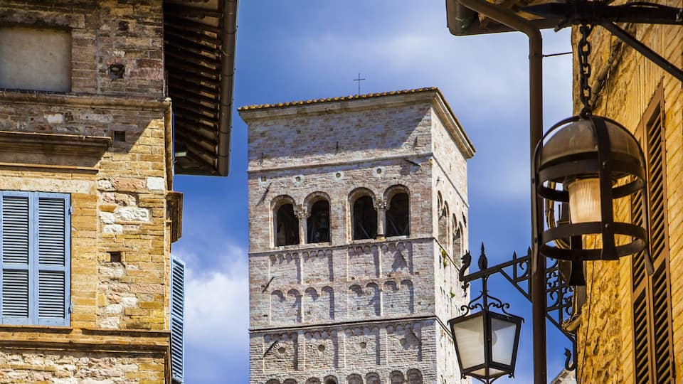 Assisi featuring heritage architecture