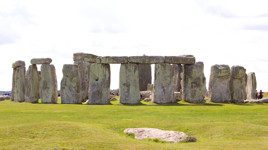 Stonehenge which includes heritage elements