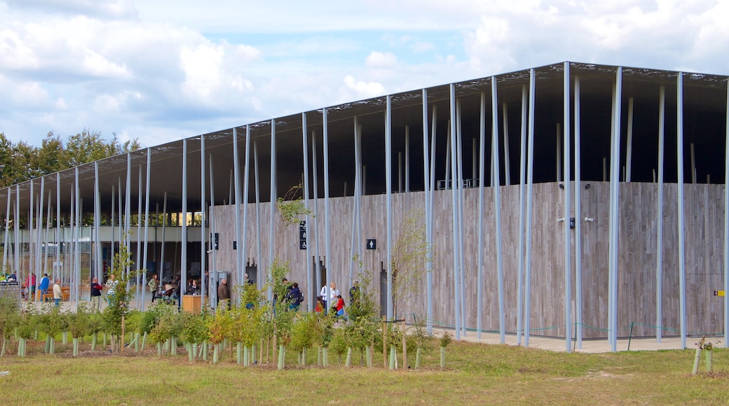 Stonehenge featuring modern architecture