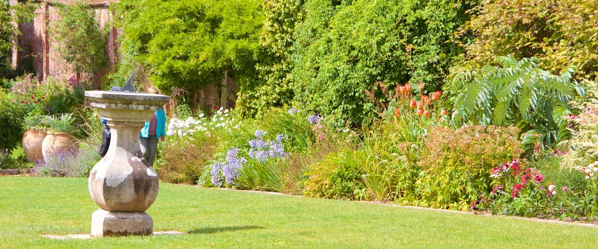 헬리건의 잃어버린 정원 을 특징 공원